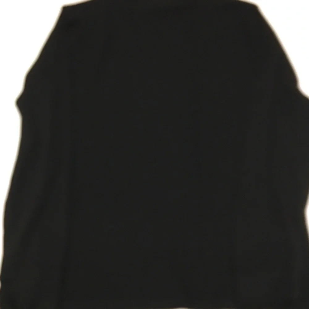 3/$35❤️Old Navy extra-large black and white long sleeve